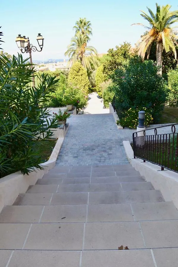 Apartment Eden Park Saint-Tropez Frankrig